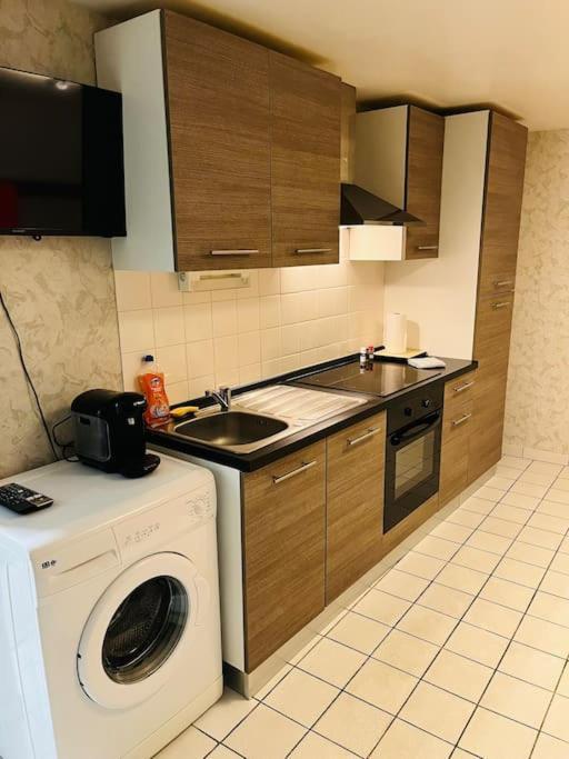 סן-אטיין Appart Illy Cosy Et Confortable מראה חיצוני תמונה
